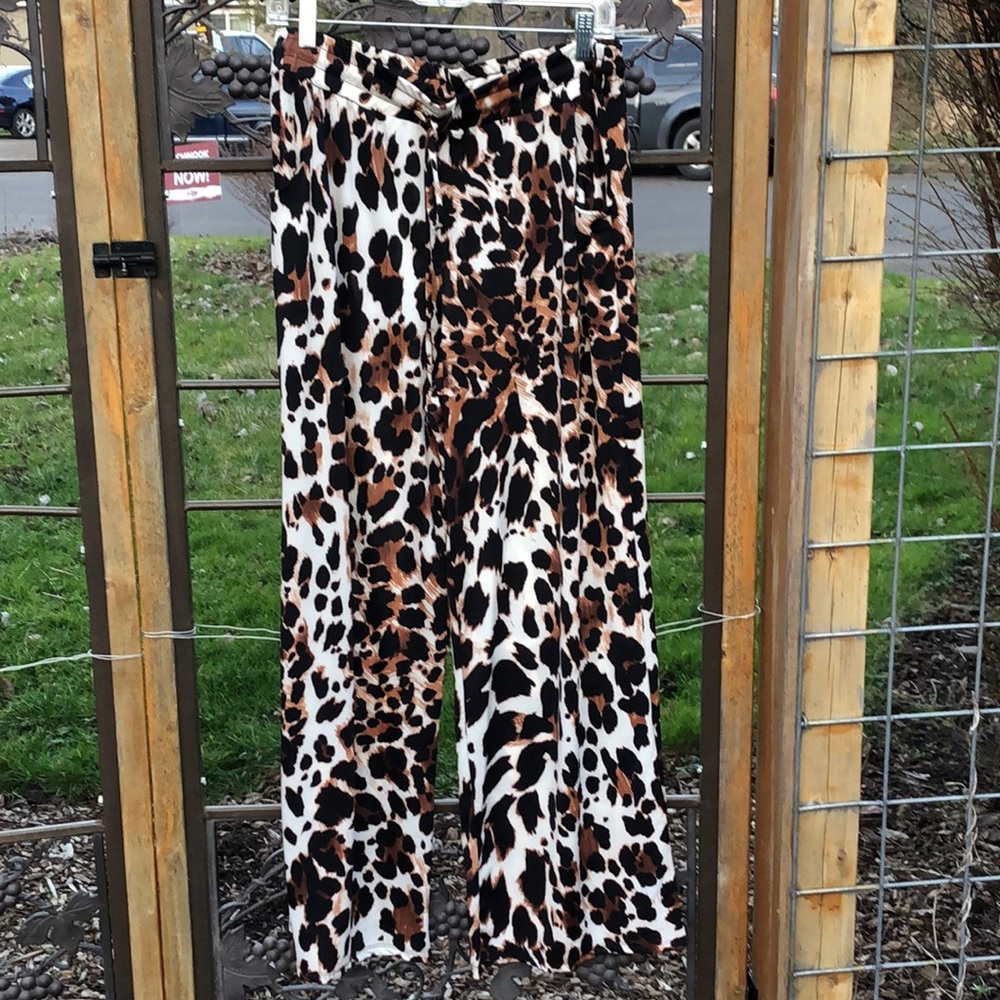 Beach Break polyester blend animal print beach or lounge pants size XL
